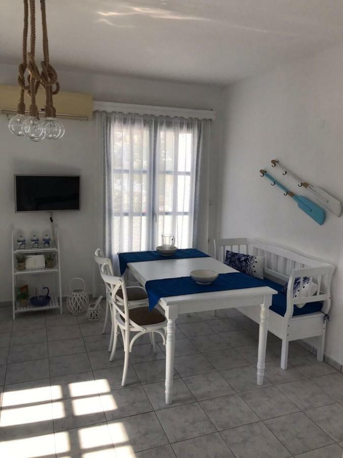 Livadia  Estella'S House מראה חיצוני תמונה